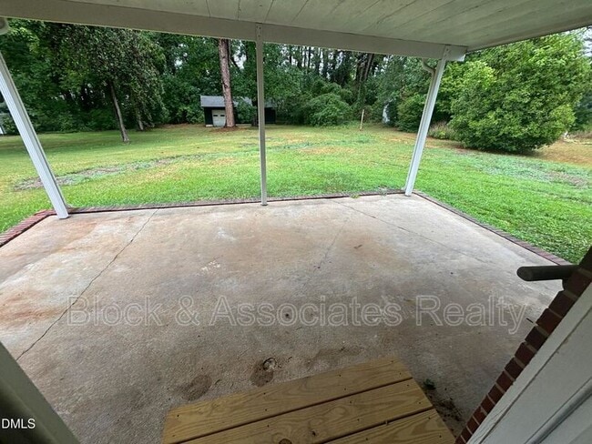 Building Photo - 3609 Melrose Dr