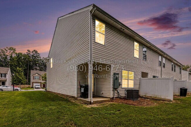 Building Photo - 6049 Guildford Hill Ln