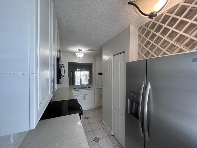 Building Photo - 8260 NW 10th St