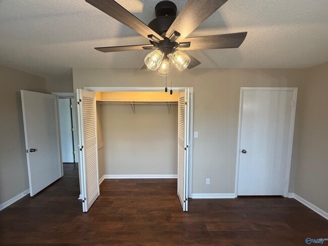 Building Photo - 16519 Market St