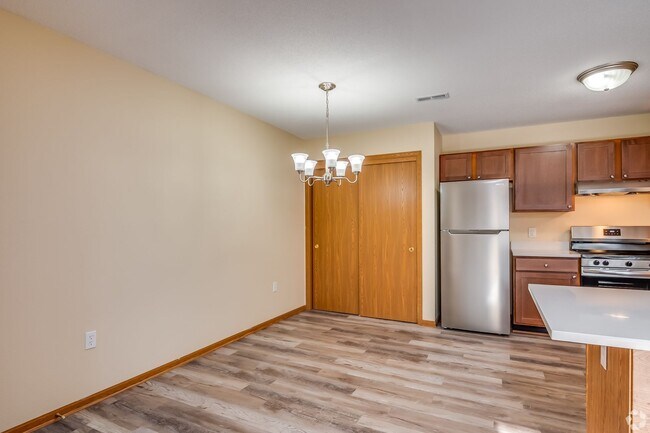 Building Photo - Modern 2-Bed/2-Bath Condo Style Apartments...