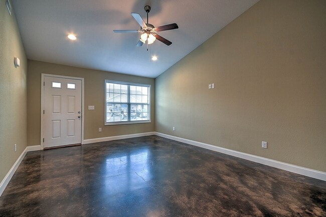 Building Photo - 31 Sutter Pl