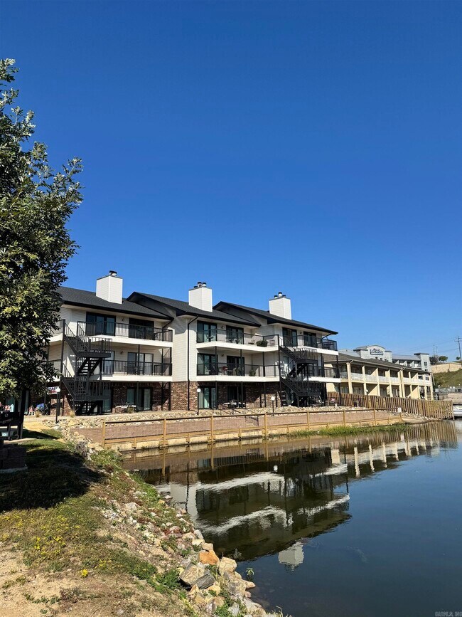 Building Photo - 5371 Central Ave