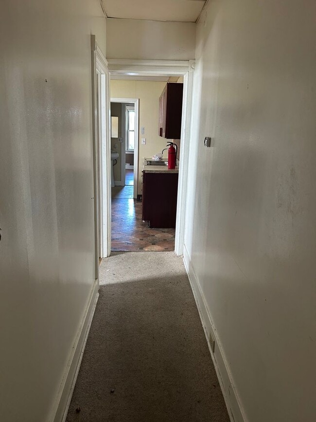 Building Photo - 18 N 11th St