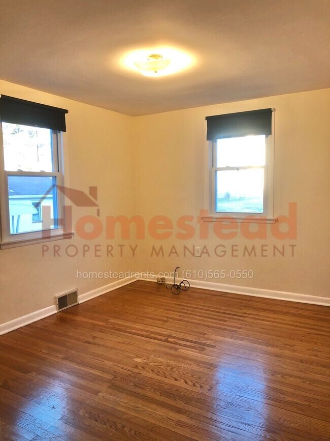 Building Photo - 83 3rd Ave