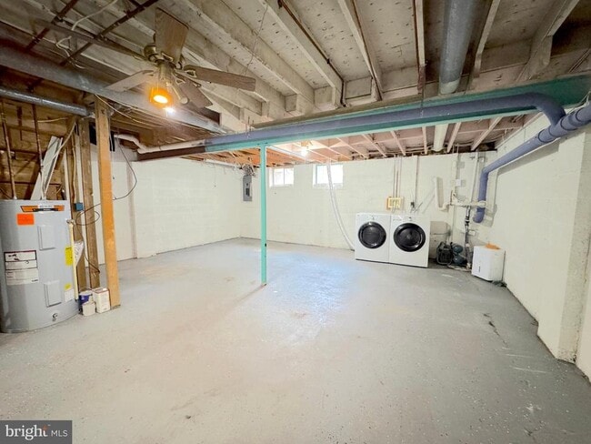 Building Photo - 9021 Tyler Ct