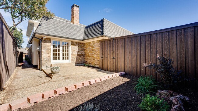 Building Photo - 5818 Orchid Ln