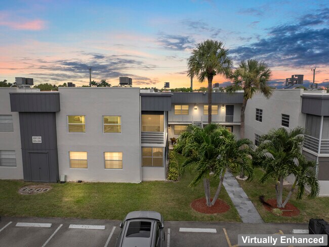 Building Photo - 230 Normandy Ln