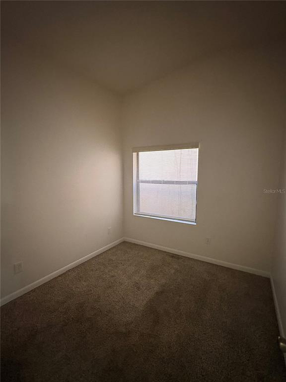 Building Photo - 15 Prosperity Ln