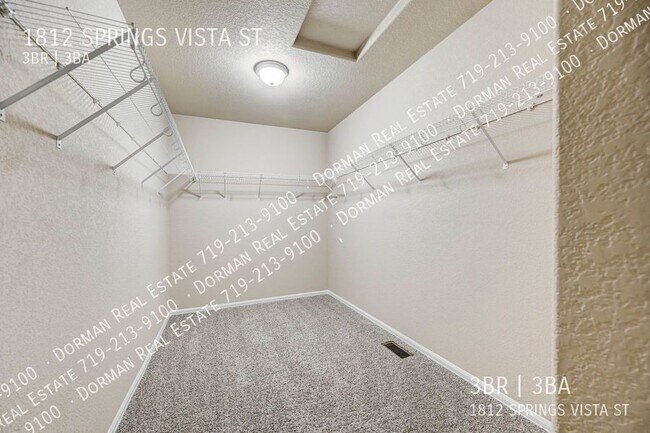 Building Photo - 1812 Springs Vista St
