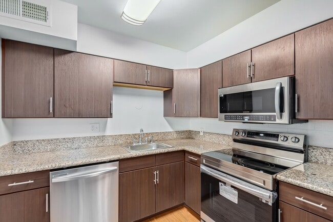 Floorplan - Decco 109 | Tempe Apartments