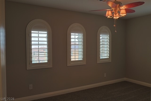 Building Photo - 531 Signal Peak St