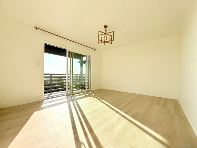 Building Photo - 5139 Hilda Rd