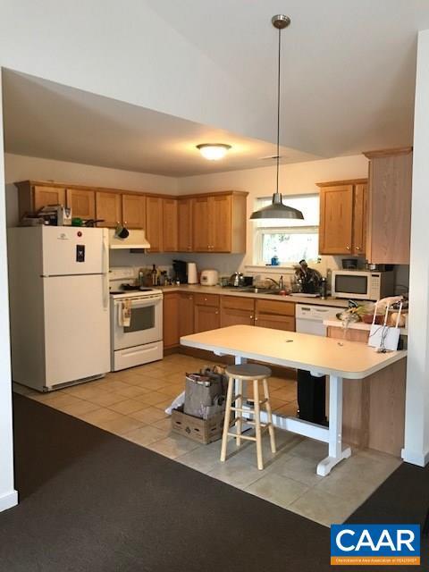 Building Photo - 109 Chelsea Dr