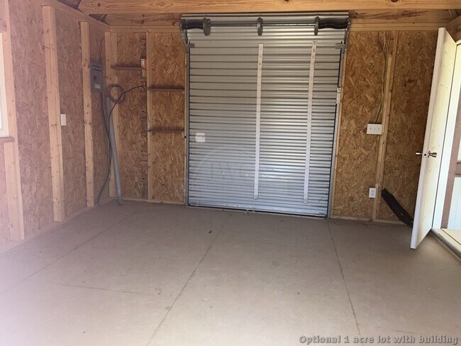 Building Photo - 2807 Brinegar Rd