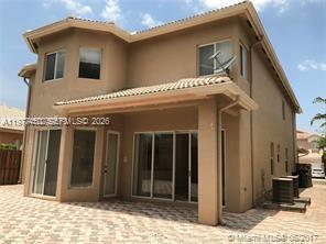 Building Photo - 11142 NW 72nd Terrace