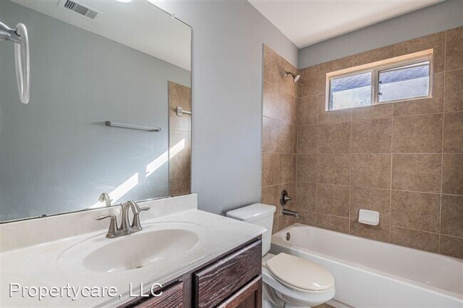 Building Photo - 3027 Cimarron Pass Dr