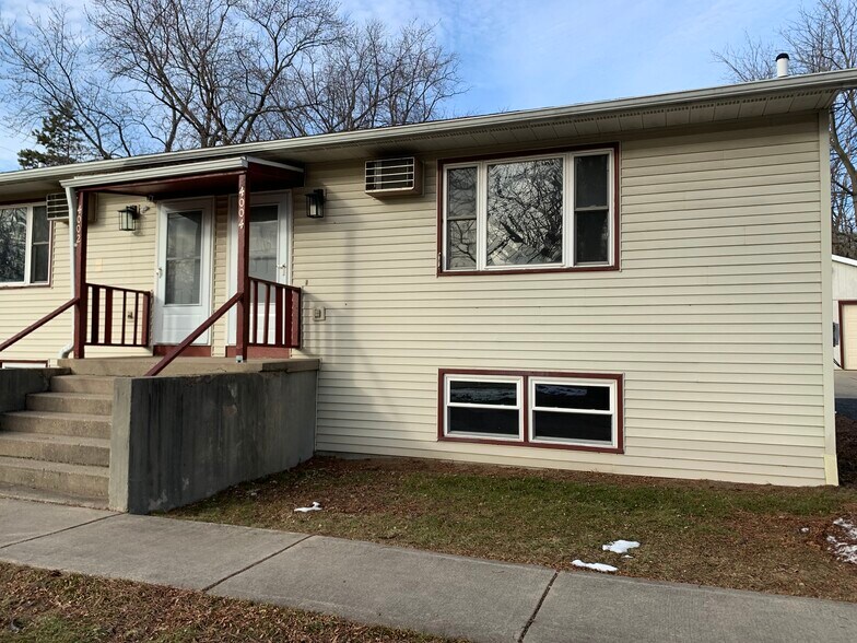 Building Photo - 4004 Bruns Ave