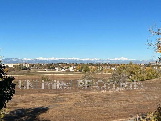 Building Photo - 431 S Kalispell Way