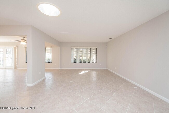 Building Photo - 1326 Cherry Hills Rd NE