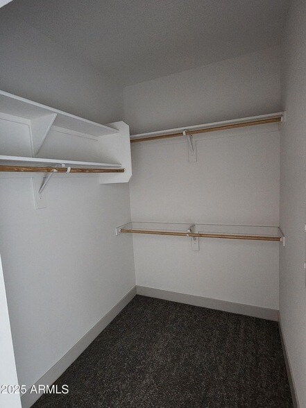 Building Photo - 250 E Ray Rd