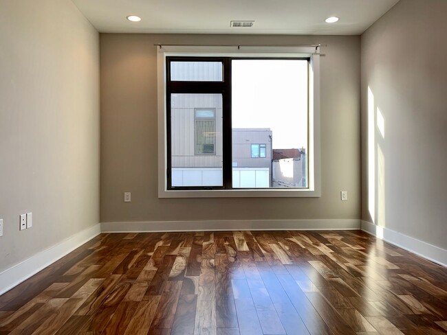 Building Photo - Stunning 3-Bed Townhome with Garage in Northern Liberties! Available mid-July!