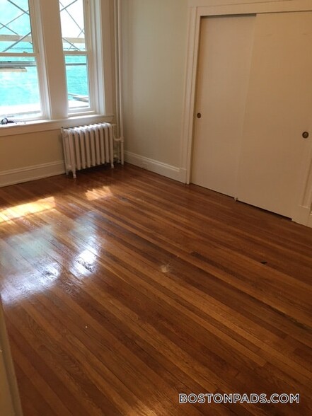Building Photo - 1163 Boylston St