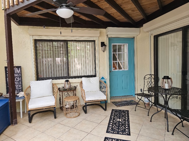 Building Photo - 8751 Live Oak Ct