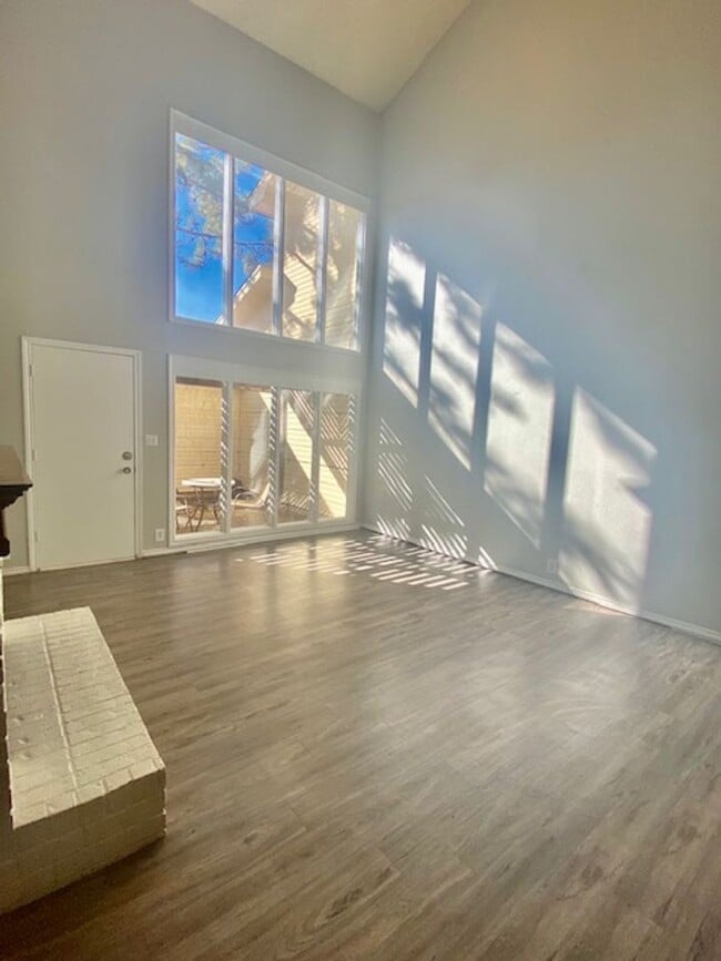Building Photo - 3203 64th St