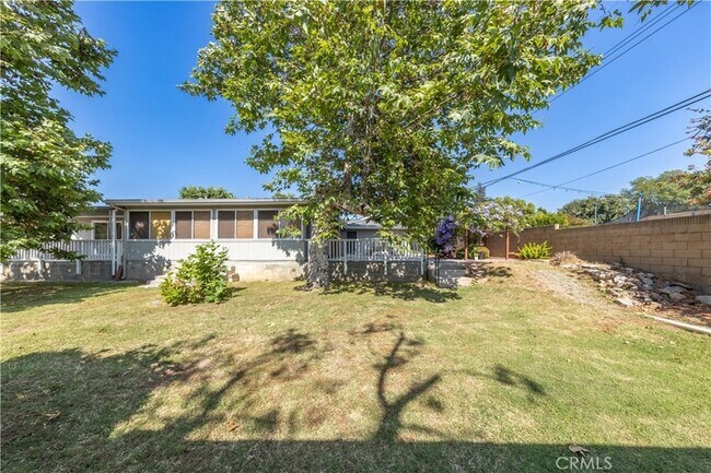 Building Photo - 4661 Woodhaven Dr