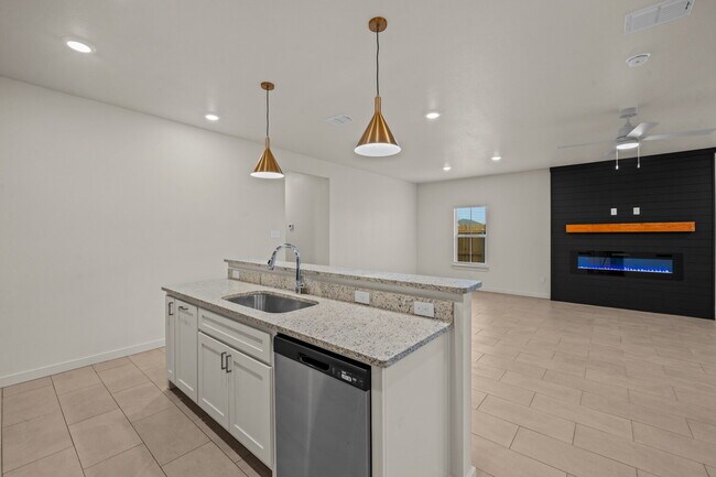 Building Photo - Brand new townhomes in Frenship East!
