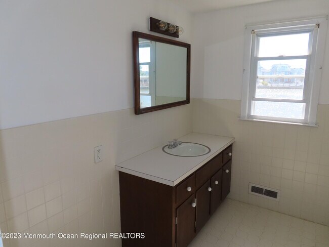 Building Photo - 179 Cartagena Dr