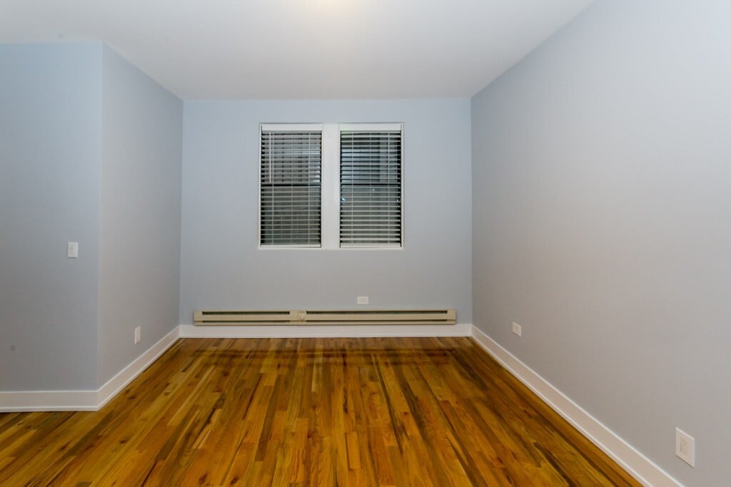 Building Photo - 4828 N Damen Ave