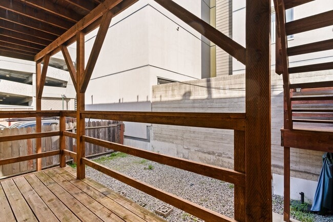 Building Photo - Utilities Included! Bright 1BD w/ Granite Kitchen & Plank Flooring