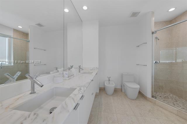 Building Photo - Murano Grande At Portofino