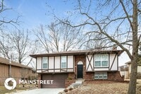 Building Photo - 2308 S 17th Terrace