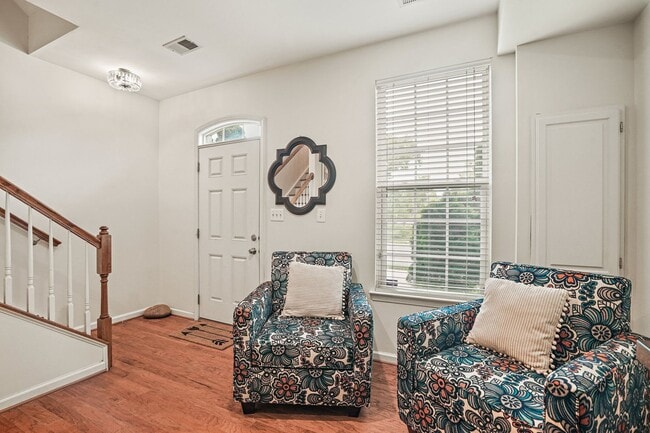 Building Photo - Amazing Opportunity in The Villages at Dak...