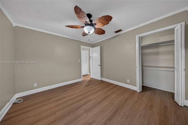 Building Photo - 5265 NE 1st Terrace