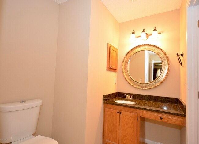 Building Photo - 2521 Glade Springs Dr