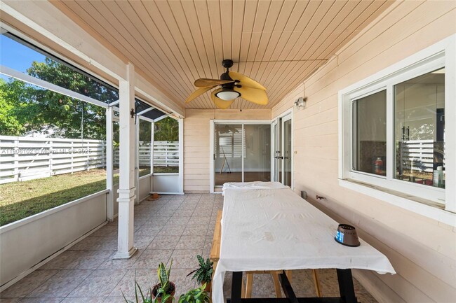 Building Photo - 15026 SW 141st Ct