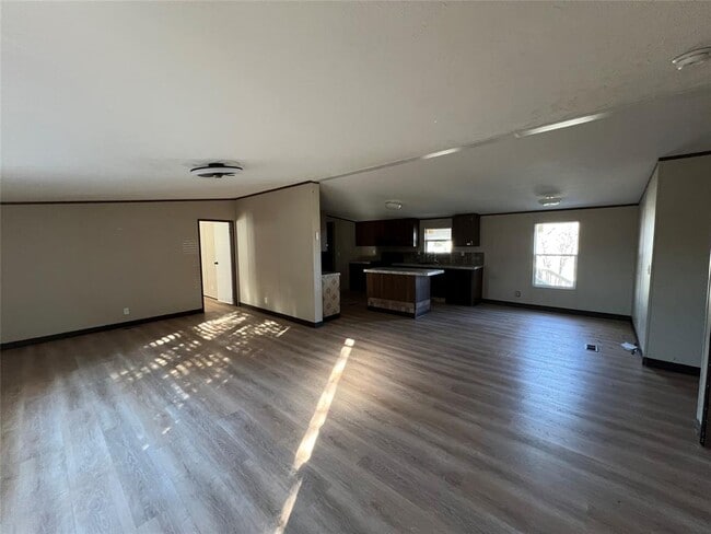 Building Photo - 119 Cam. de Agua