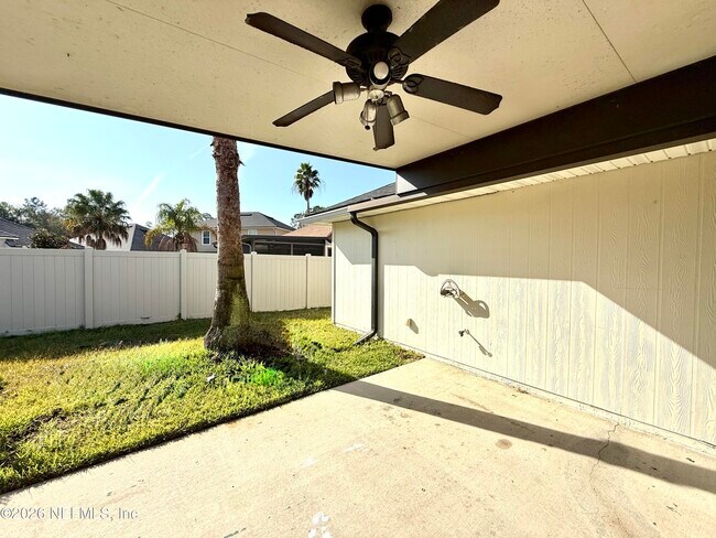 Building Photo - 1701 Covington Ln