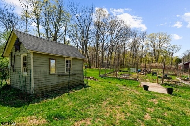 Building Photo - 247 Cokesbury Rd