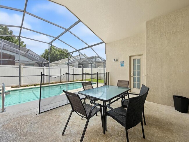 Building Photo - 8105 Santee Dr