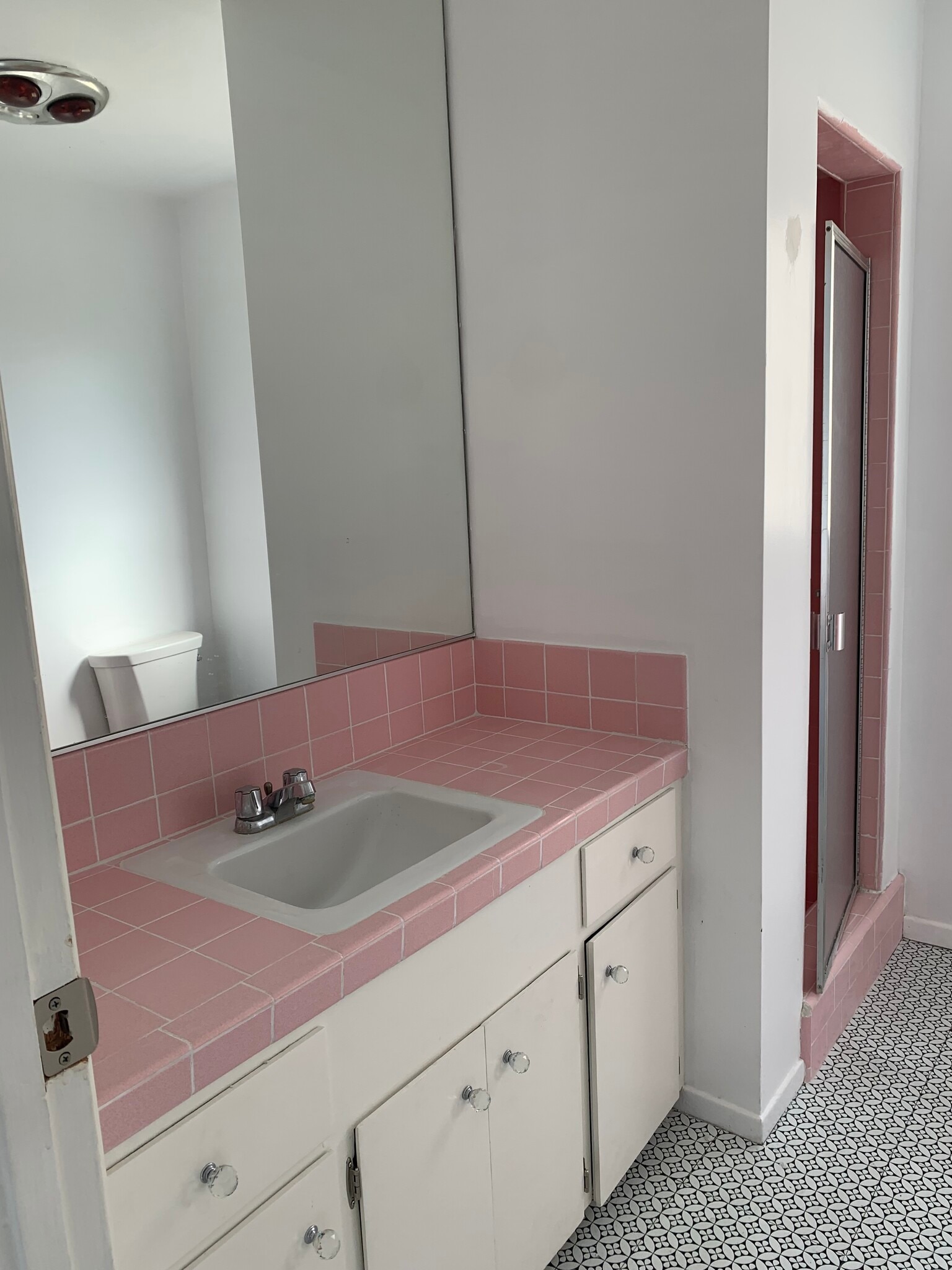 Building Photo - 2006 N Alvarado St