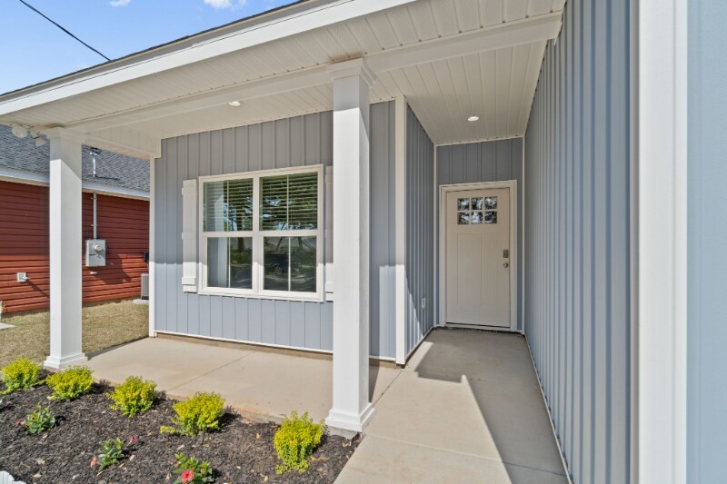 Building Photo - 8258 Nelson St