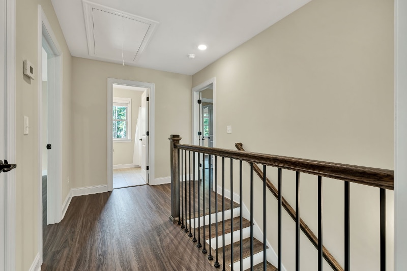 Building Photo - 499 Hungry Hollow Rd SE