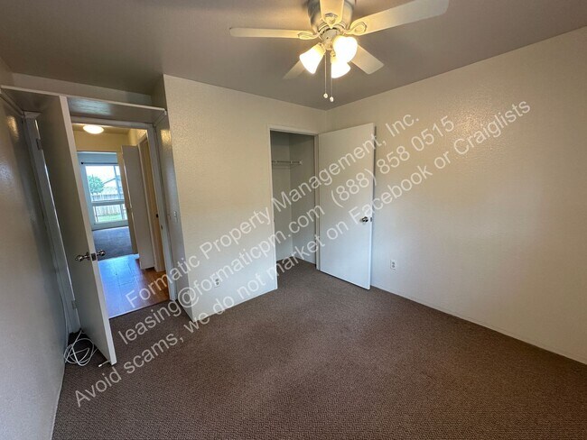 Building Photo - Charming Pet Friendly 2-Bedroom Home with ...