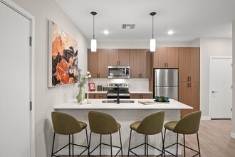 Building Photo - Origin