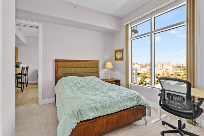 Building Photo - 500 Seawall Blvd